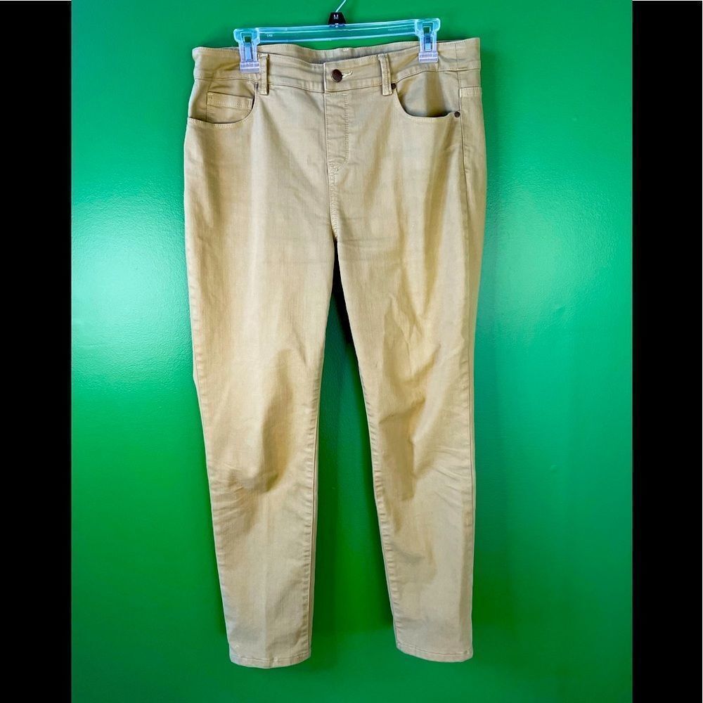 SOFT SURROUNDING stretch denim pull-on pants in spring muted green